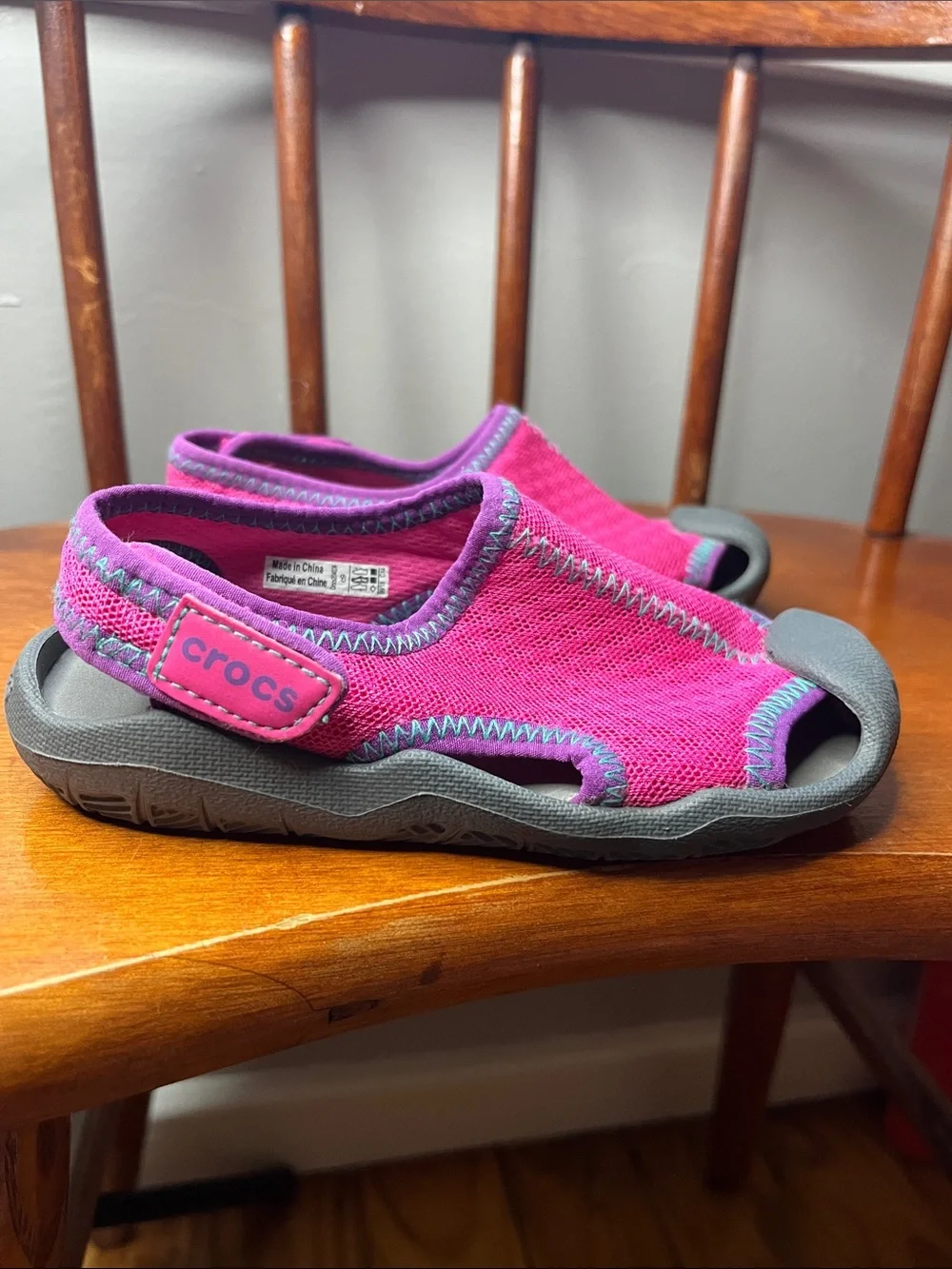 NWOT Crocs Kids Swiftwater Sandals Magenta Purple Water Shoes Size 9